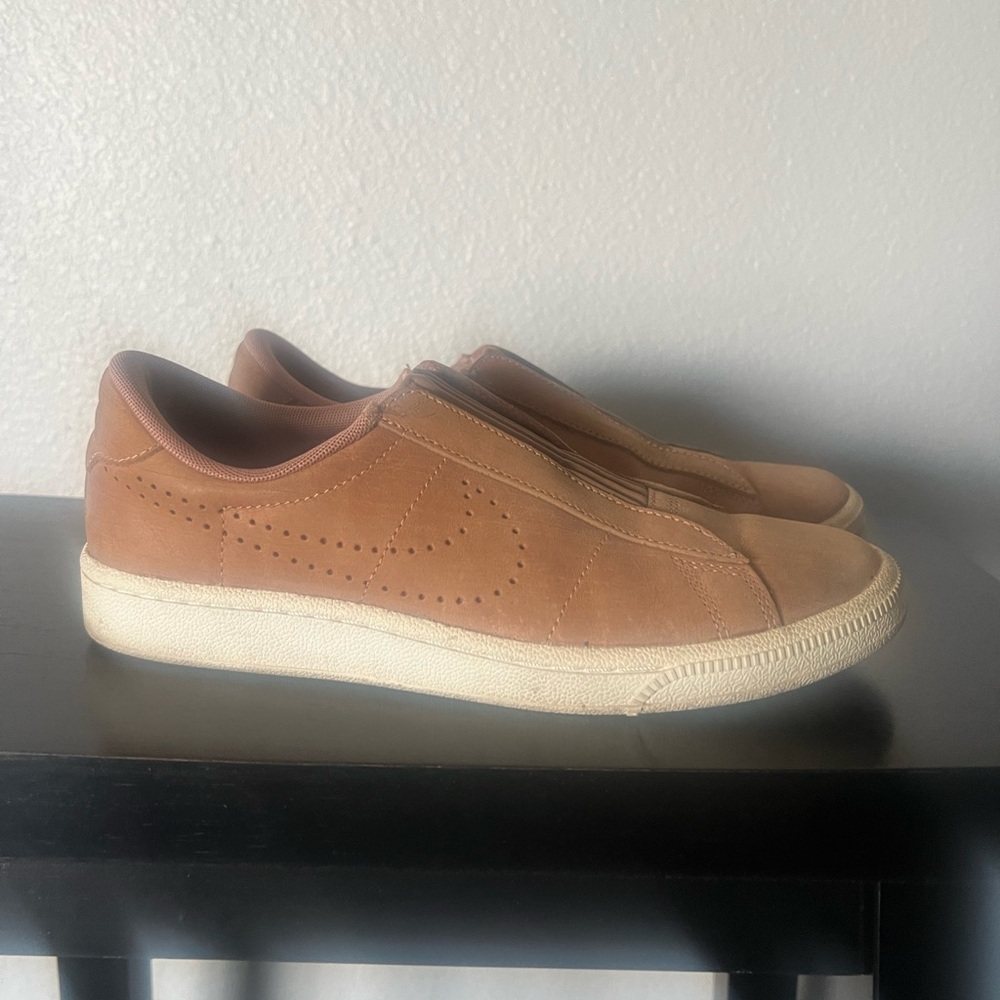 Nike Tan Suede Women’s  Shoes
